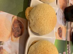 酥皮焗叉烧包-添好运点心专门店(深水埗店)