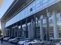 -奔驰上海利星(七宝店)