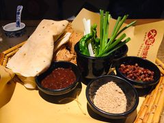 烙馍卷馓子-大张烙馍村(绿地店)