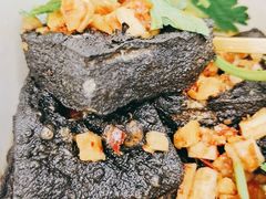 -黑色经典臭豆腐·湖南特产(步行街店)