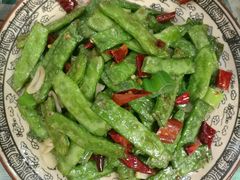 -乡土特色.冷锅鱼.牦牛肉汤锅