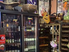-SISTERS BAR RESTAURANT川意酒馆(嘉善老市H楼店)