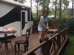 -崇明东平国家森林公园烧烤房车露营地