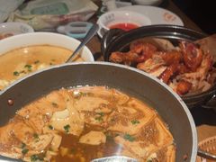 -爱碗亭·鲜炒湖南菜(壹城中心店)