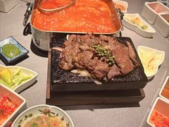 -左庭右院鲜牛肉火锅黑金店(陆家嘴中心店)