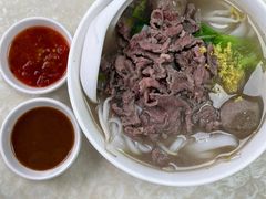 -华威达牛庄(黄埔大道西店)
