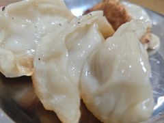 -黄阿姨锅贴大王(万航渡路店)