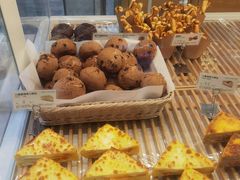 -爱达乐面包生日蛋糕(红光西华店)