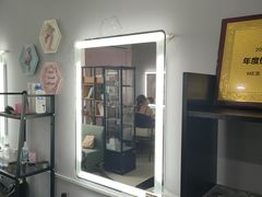 -ME觅妆·定制美妆·彩妆私教(菱角湖店)