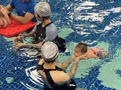 -蓝旗亲子游泳(范湖万达广场店)