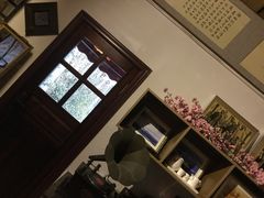 -荒岛书店(黄县路店)
