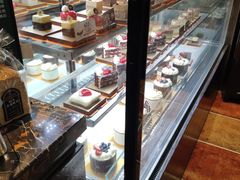 -红跑车蛋糕世界(清江路店)