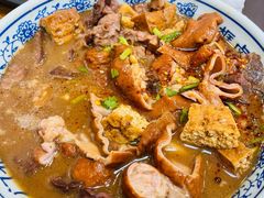 卤煮火烧-门框胡同百年卤煮(新街口店)