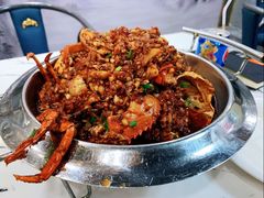 -凤凰路何眼镜香辣蟹(花果园店)