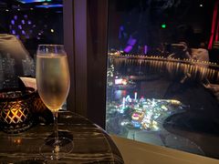 -大连君悦酒店 · VIVA(星海广场店)
