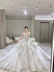 -Renee芮亦婚纱