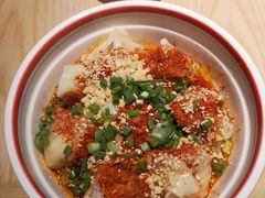 -八二小区抄手(龙湖上城天街店)