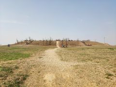 -汉长安城未央宫国家考古遗址公园