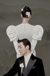 -喜爱高定婚纱摄影