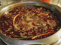 -李记称盘牛杂串串(广厦店)