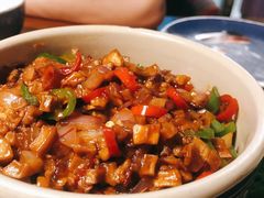 传统黑三剁配薄饼-雀舞云南菜(天津天河城购物中心店)