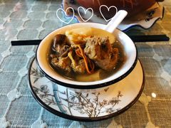 -小厨子私房菜·云南美食店