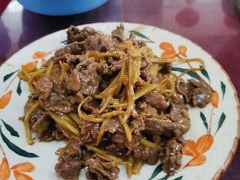 姜丝炒牛肉-都斛海鲜街