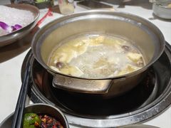 -喃喃椰·糟粕醋·椰子鸡火锅(七堡花园店)