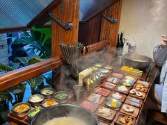 -银米·云南传统过桥米线(双廊黑金冠店)