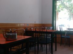 -芳芳餐厅(白沙路店)