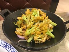 -巴依兄弟西域美食(机场店)