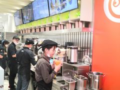 -CoCo都可(湖滨银泰店B区店)