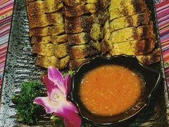 -香巴拉云南餐厅(华莱坞店)