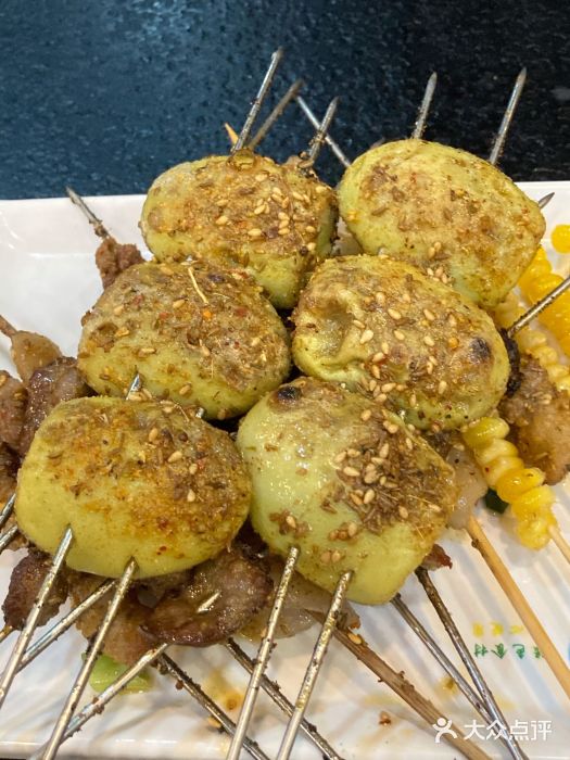 卞二小串·鹤岗烧烤·坑烤(永定路店)鹤岗烤实蛋图片