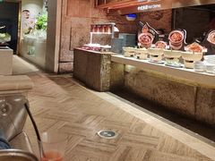 -雍和会海鲜姿造自助(湖东路店)