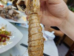 -三亚火车头万人海鲜广场