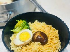 -肥仔文澳门猪骨煲(南京西路店)