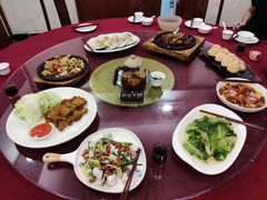 -东馆和天下特色餐饮(工农店)