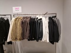 -URBAN REVIVO(济南世茂广场店)