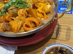-红渡小香·牛肉麻辣香锅(车站南路店)