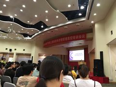 -上海长海医院-地下停车场