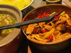 油捞牛肝-古市香跷脚牛肉·非遗传承单位