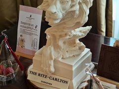 -深圳星河丽思卡尔顿酒店