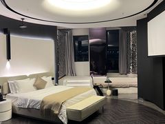 -Yolo私汤温泉设计师酒店(重庆南滨路店)