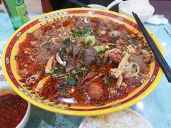 -鸿星花园酒家(银亿家园店)