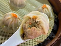 蟹粉小笼包-忆秦园小笼包(惠山古镇总店)
