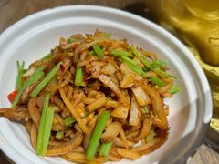 -聚鑫朋酸菜肥肠(九龙仓店)