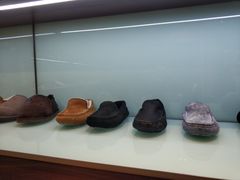 -UGG(燕莎奥特莱斯购物中心店)