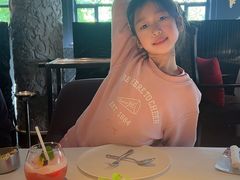 -弦月窗LUNETTE BY AMANDA(复兴路店)