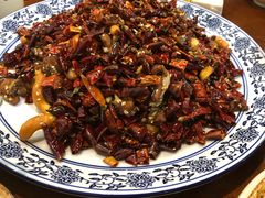-黄桷树曹家私房菜(江与城店)